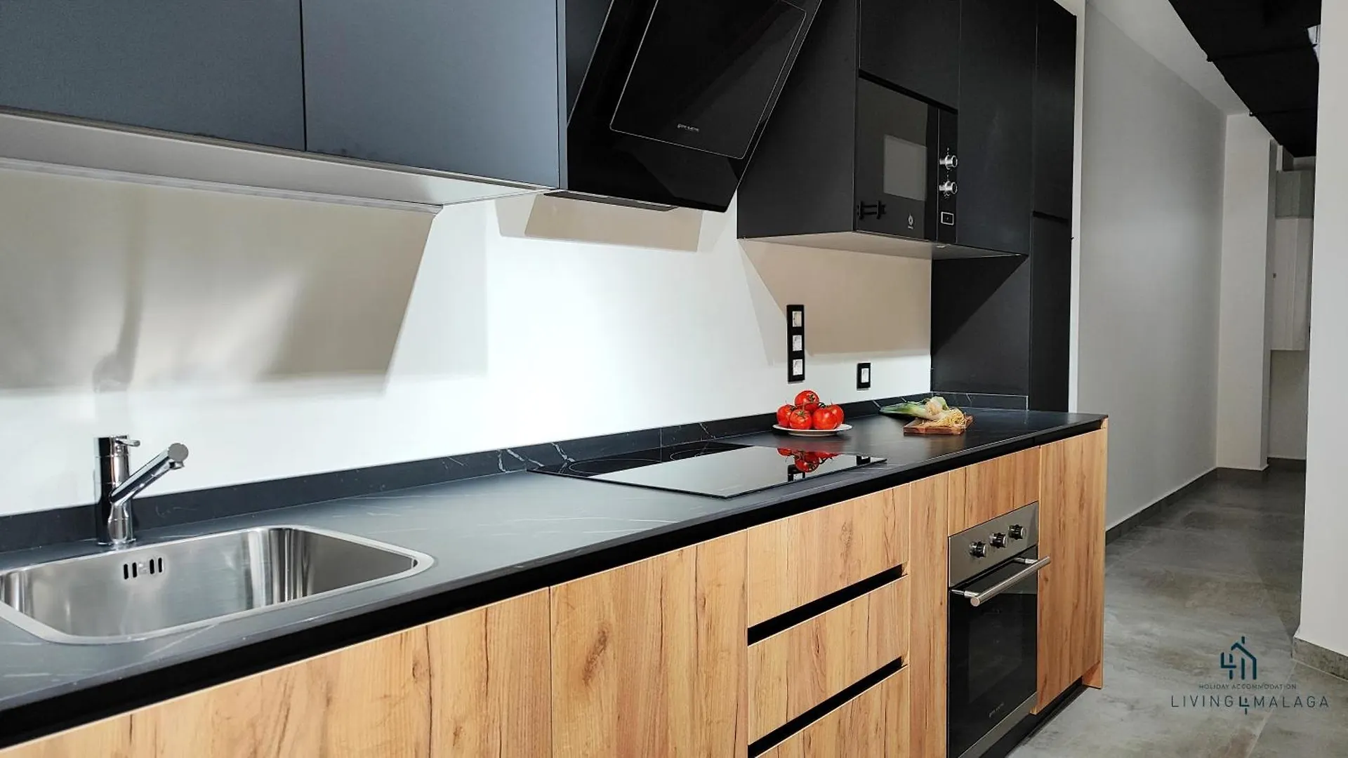 Living4Malaga Victoria Center Apartment
