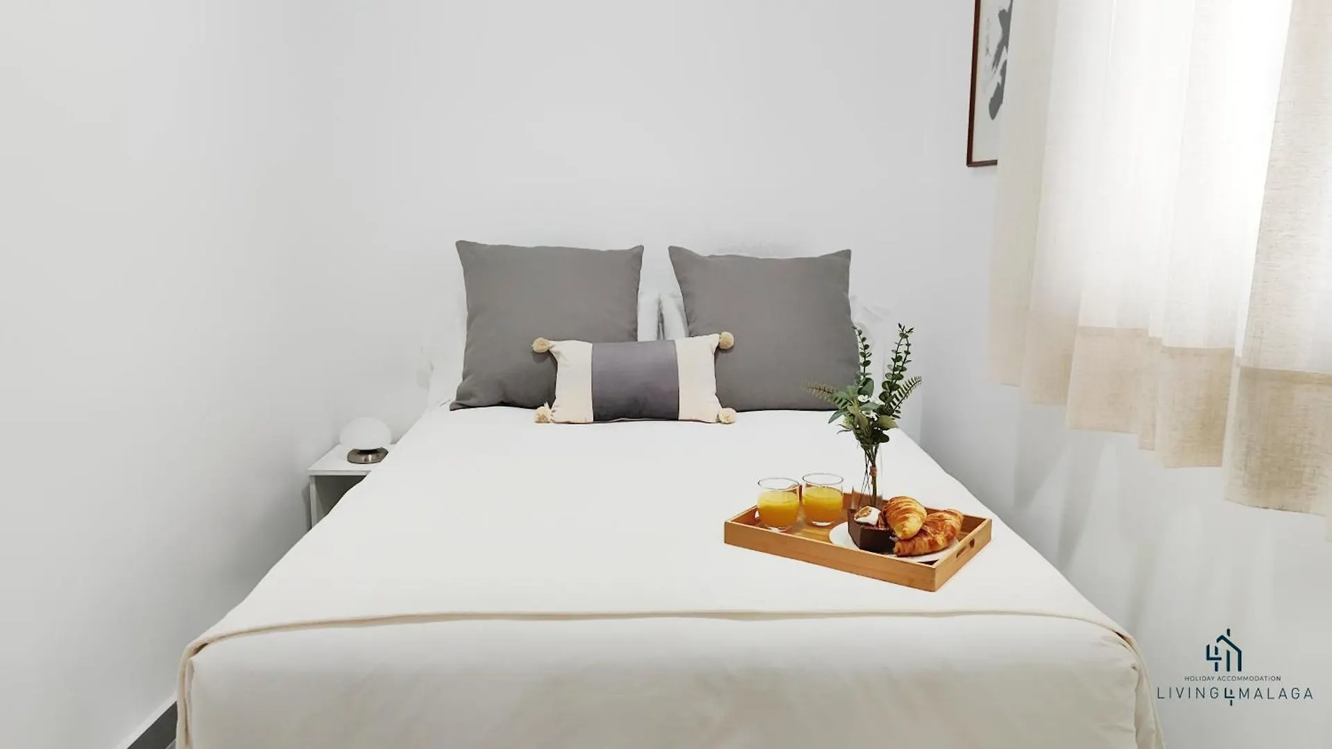Living4Malaga Victoria Center Apartment 0*, Malaga